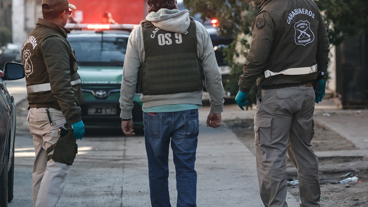 Ataque a joven en Pudahuel: Tres detenidos a prisión por homicidio frustrado