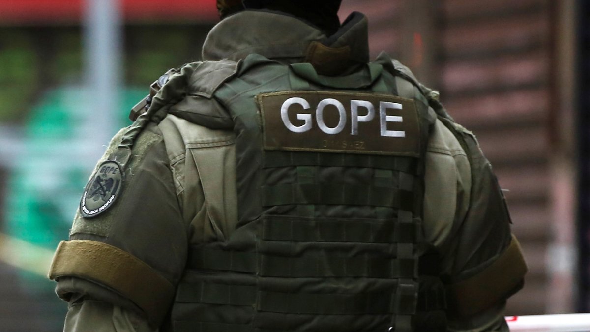 Carabineros se desplegó en la UDP y la Usach por presuntas amenazas de bomba