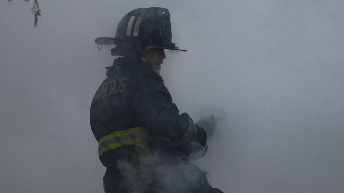 Hombre falleció tras incendio durante una fiesta en Conchalí