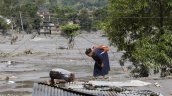 Conteo de víctimas de la riada se acerca a 300 muertos y 1.400 desaparecidos
