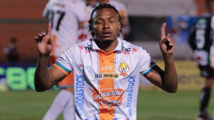 Cobresal tomó un respiro en la Liga con valioso triunfo ante Palestino