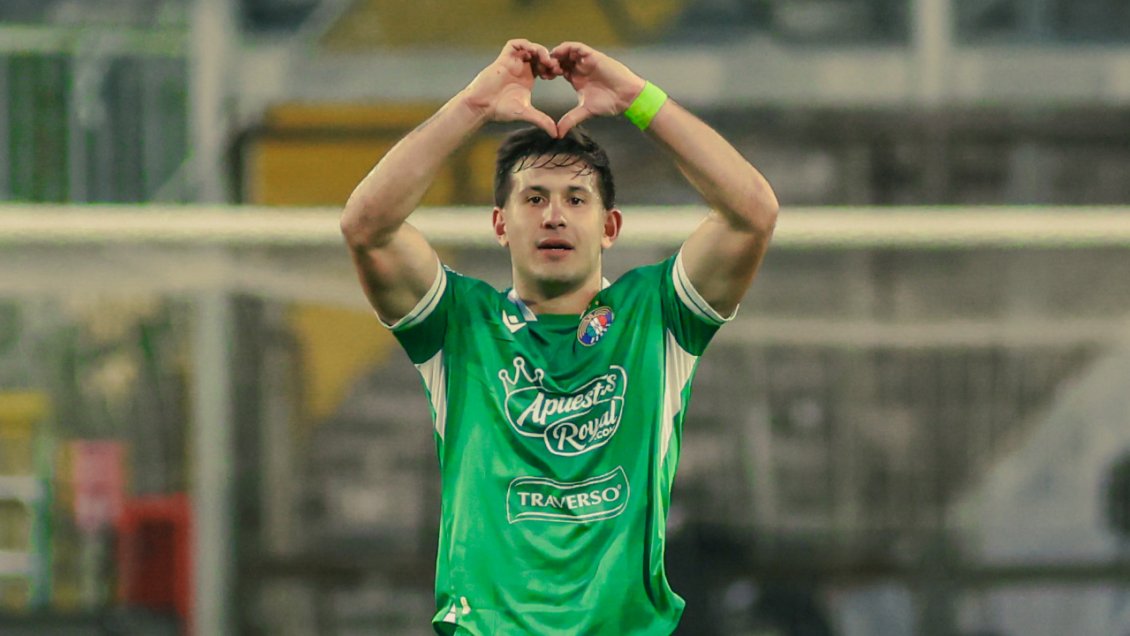 [VIDEO] Audax sorprendió a Colo Colo y descontó con golazo de Giovanni Chiaverano