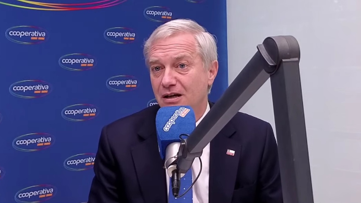 Presidente Kast responde a críticas de Matthei sobre supuesta campaña de bots