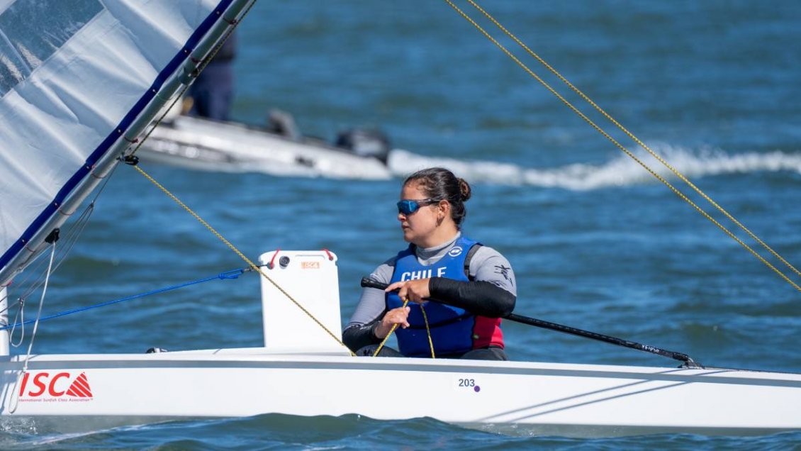 Velerismo: Ricardo Seguel y Emilia Veloso aseguraron cupos para el Mundial de Sunfish