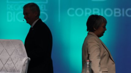 Kast arremetió contra sector de Jara: 