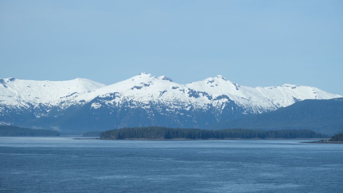 Sismo de magnitud 6,3 sacudió a Alaska y ya registra una decena de réplicas