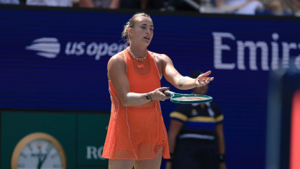   [VIDEO] Sabalenka paró su partido en el US Open por espectador fumando marihuana 