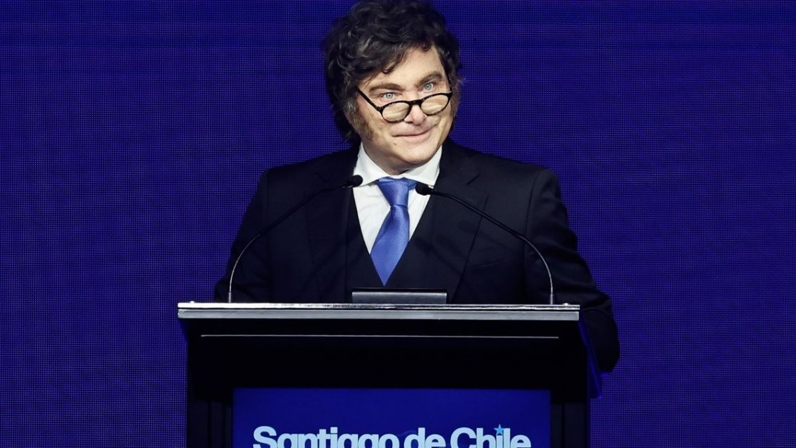 Eyzaguirre: Milei vino a Chile a 