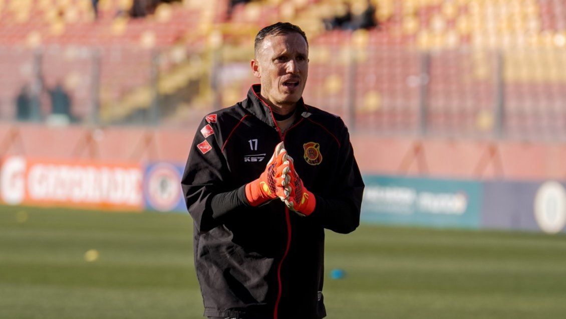 Cristian Campestrini rompió récord y se convirtió en el jugador más veterano del fútbol chileno