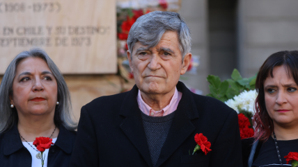 Peregrinación PS por Santiago trasladará restos de Camilo Escalona al exCongreso Nacional