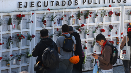 Romería del 11 de septiembre en el Cementerio General reunió a miles por la memoria