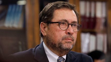 Oposición ingresa interpelación al canciller Pérez Mackenna