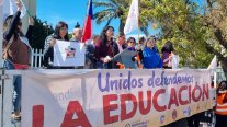 Gremios educacionales marcharon al Congreso contra eventual baja en Presupuesto 2027