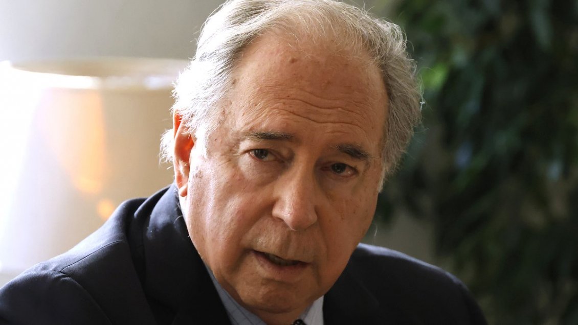 Valdés: Debemos decirle a EE.UU. que Chile no permite empujones ni faltas de respeto