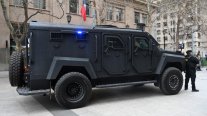 PDI suma en Santiago dos poderosos vehículos blindados