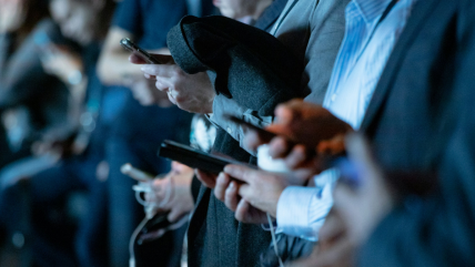   Ojos que Sí Ven: La realidad construida a partir de la escucha en redes sociales 