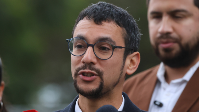 Defensa del rodeo: Alcalde de Peñalolén acusó al Gobierno de apoyar "prácticas clandestinas"