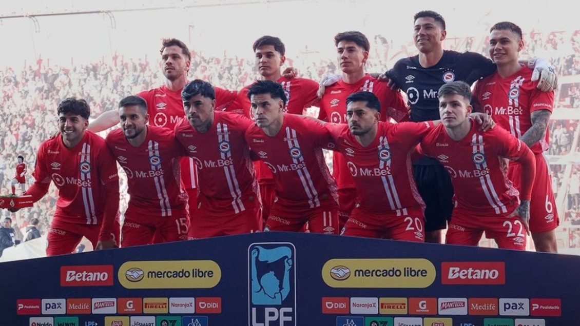 Bryan Cortés se mantiene como líder en el Clausura con Argentinos Juniors