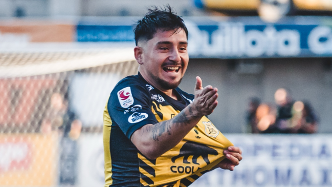 San Luis superó a Deportes Antofagasta y se puso al acecho de la cima del Ascenso