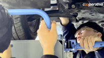 Duoc UC lanza nueva carrera para formar especialistas en desabolladura y pintura automotriz