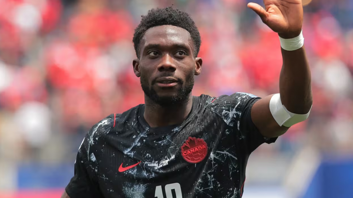 El insólito motivo por el que Canadá descartó a Alphonso Davis fue para enfrentar a Chile