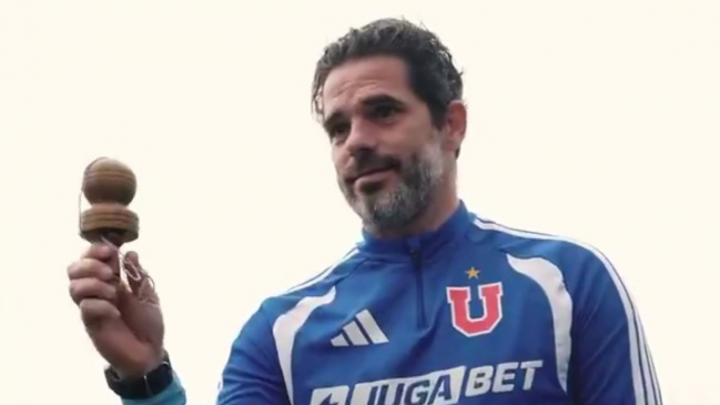   [VIDEO] Fernando Gago se lució con el emboque en la fonda de la U 