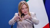 Meloni anunció ley para limitar número de extranjeros por curso en colegios de Italia