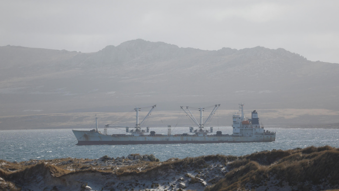 Malvinas prorrogó por cinco años licencias petroleras con respaldo del Reino Unido