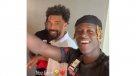 Vozinha regaló una camiseta de Colo Colo en Cabo Verde