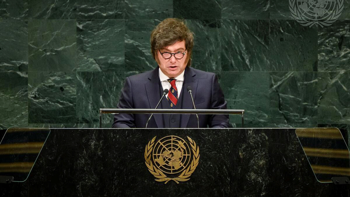 Milei pidió a Reino Unido negociar sobre Malvinas y amenazó a empresas que operan allí