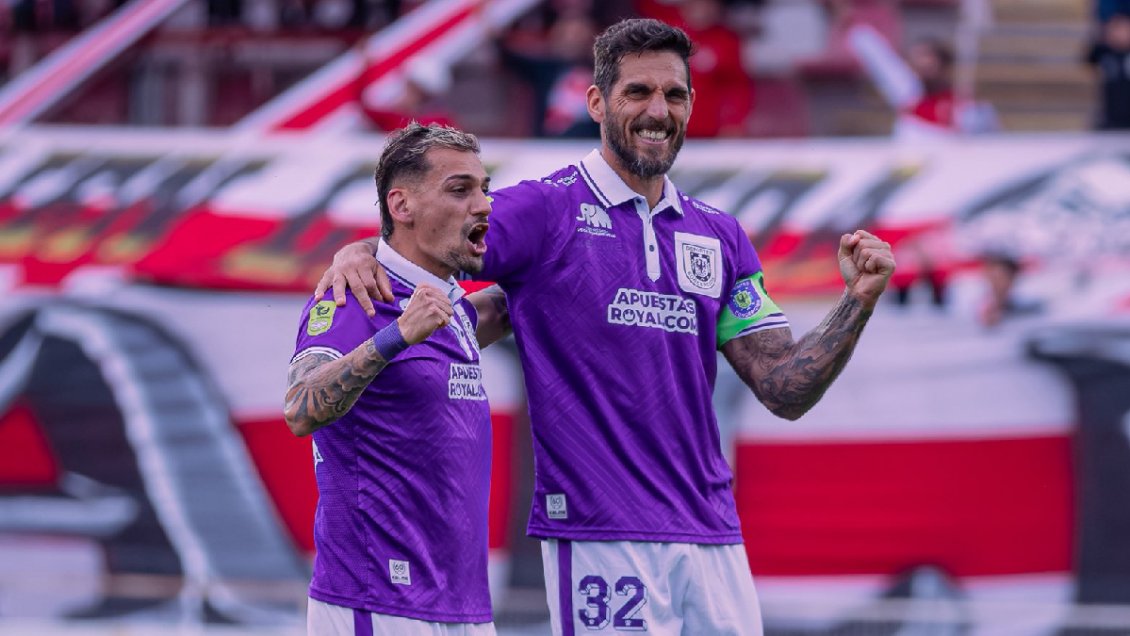 Deportes Concepción aplastó a Curicó y puso un pie en cuartos de la Copa Chile
