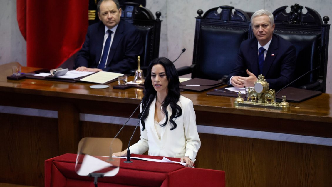 Paulina Núñez pide 