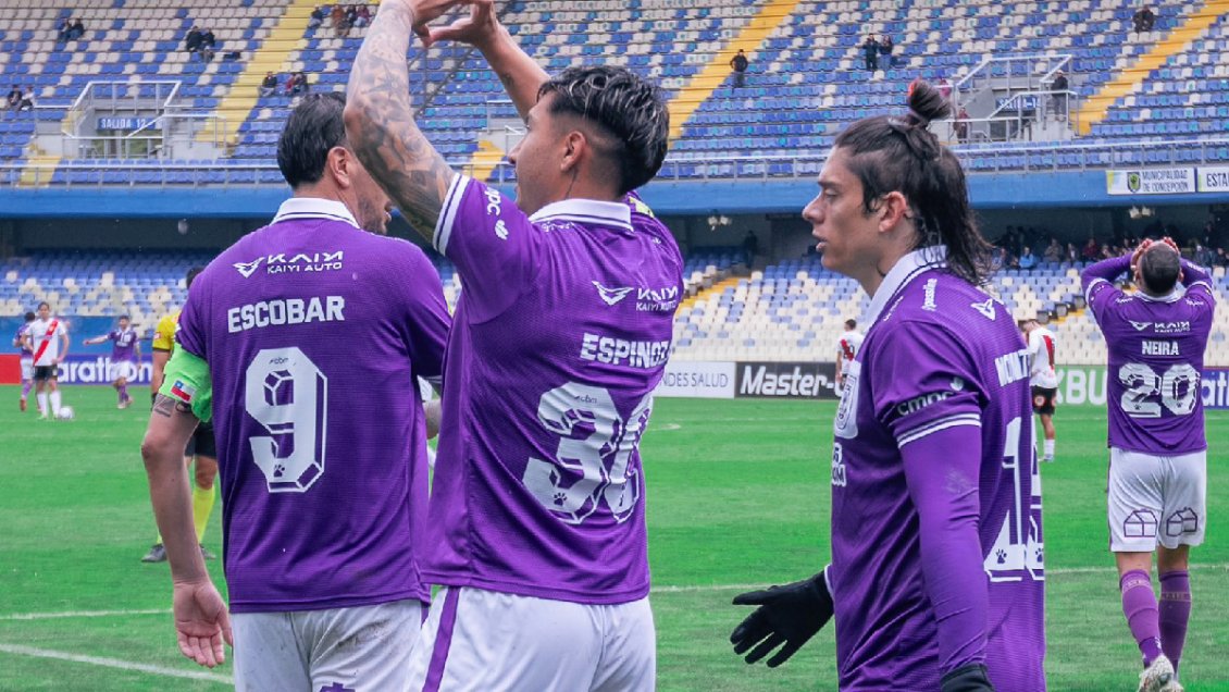 Deportes Concepción eliminó sin dificultades a Curicó y se instaló en cuartos de la Copa Chile