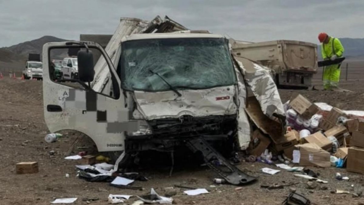 Un fallecido y dos lesionados dejó violenta colisión múltiple en la Ruta B-400 en Antofagasta