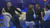 Robbie Williams recordó su incómoda entrevista con Luis Jara: 