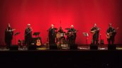 Quilapayún llega al Teatro Municipal de Santiago con la Cantata Santa María
