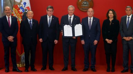   Kast firmó proyecto de ley que amortigua efectos del 