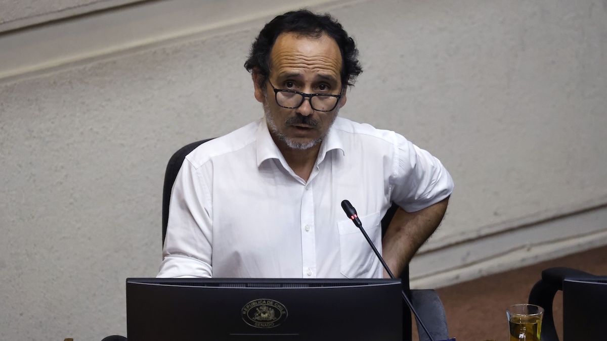 EE.UU. negó visa al senador comunista Daniel Núñez