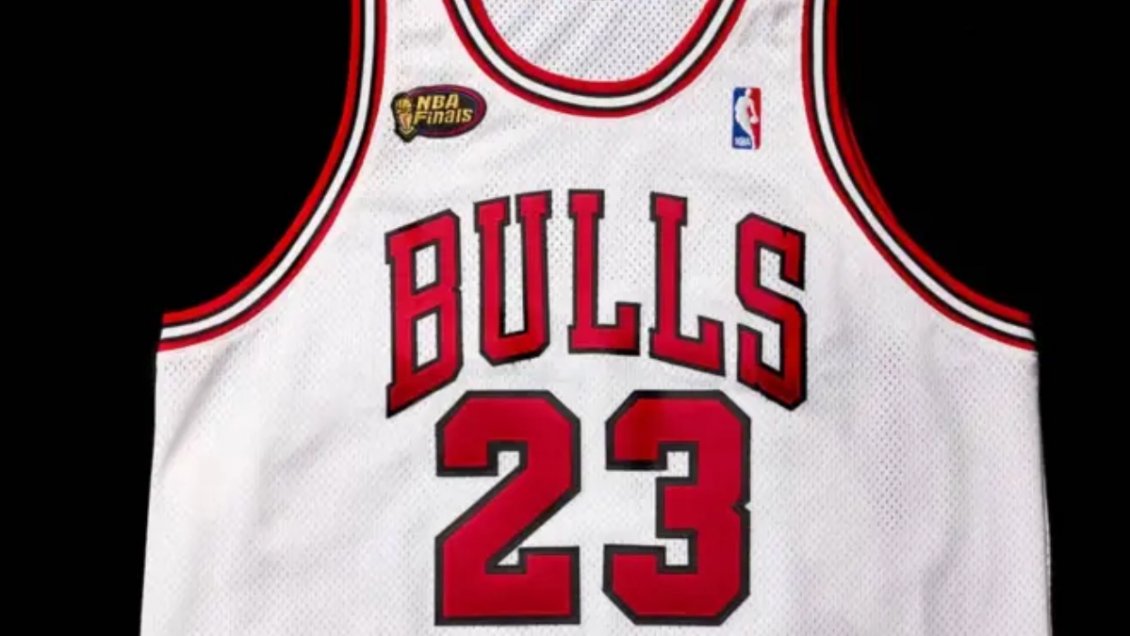 Camiseta de Michael Jordan de las Finales de 1998 se vendió en cifra récord para la NBA