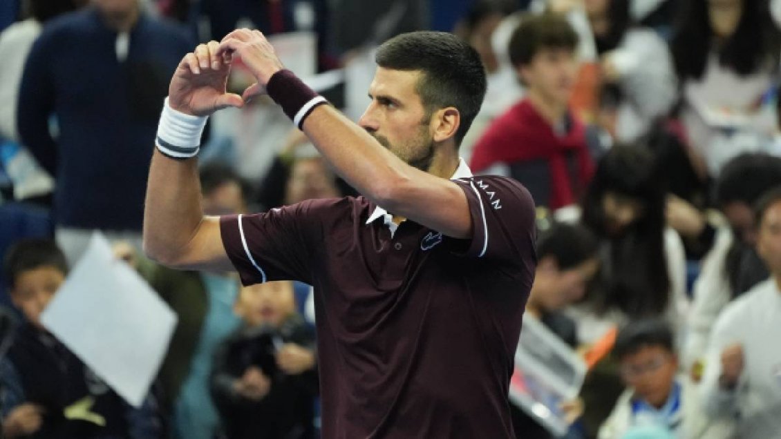 Djokovic extendió su impresionante invicto en Beijing tras once años de ausencia