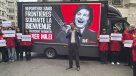 "Basuras inmundas": RSF lleva a las calles de París los ataques de Milei a la prensa