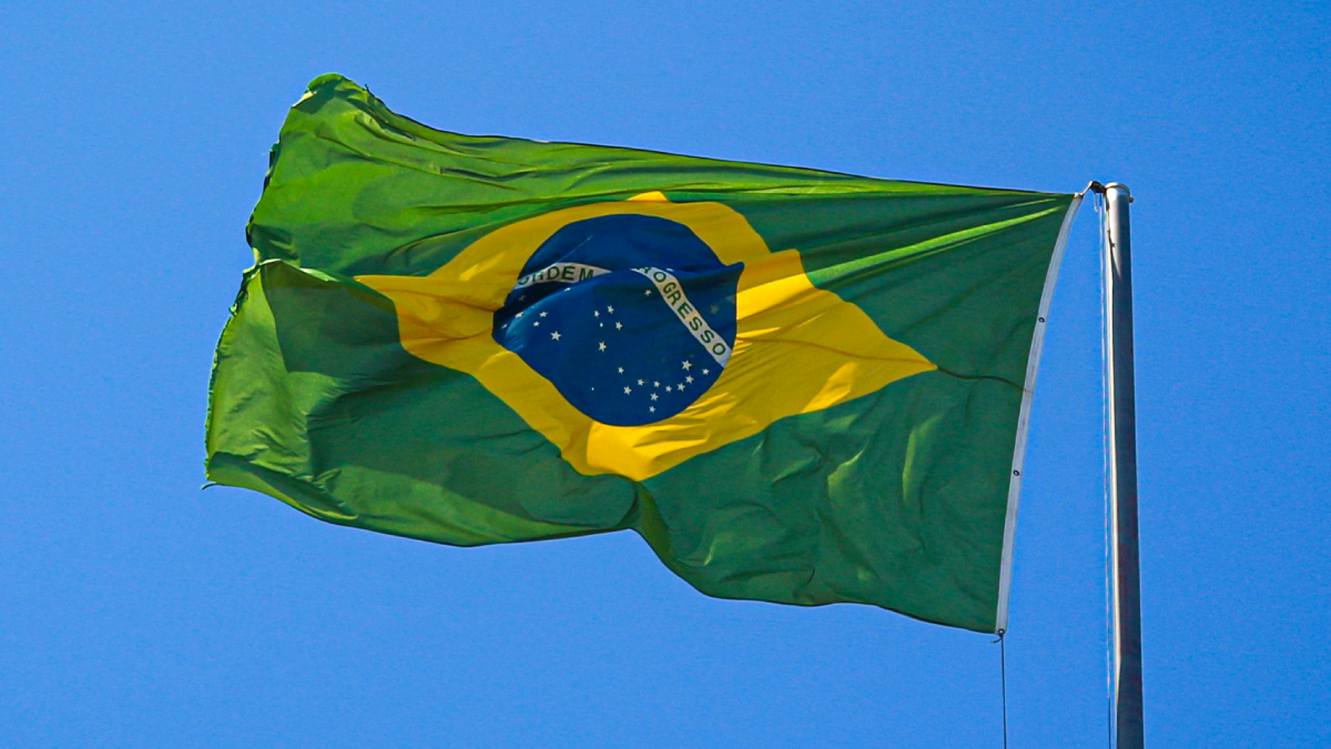 Brasil enfrenta una elección con desempleo en mínimos, intereses asfixiantes y deuda al alza