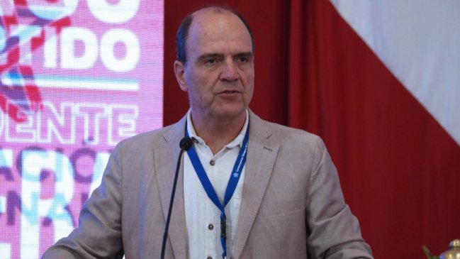 Monckeberg pide retirar ya la reforma de seguridad para destrabar el acuerdo