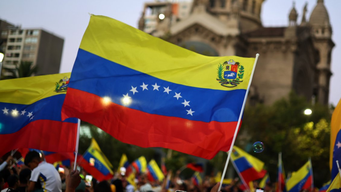 ACNUR espera que transición en Venezuela facilite retorno de migrantes