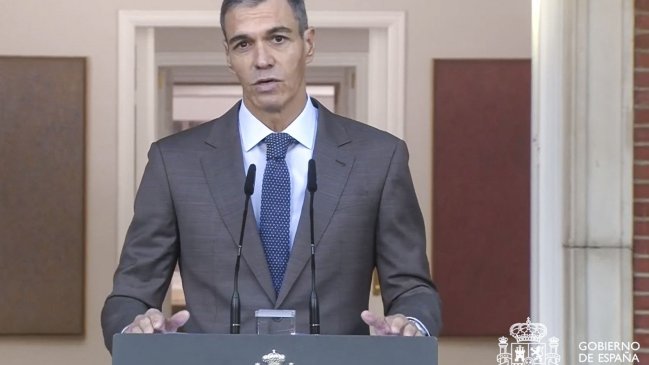 Derrota parlamentaria lleva a Pedro Sánchez a adelantar las elecciones generales