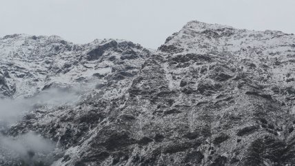 Reportan avalancha en Baños Morales: piden no subir al Cajón del Maipo