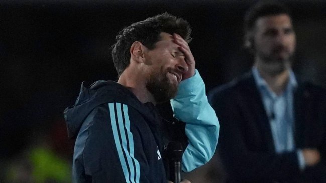 Messi recordó a Maradona tras su despedida: Nos ayudó en cada paso que dimos