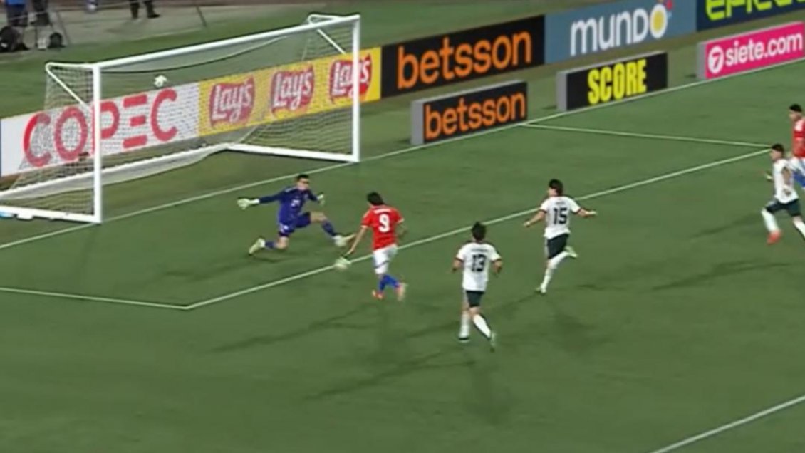 [VIDEO] Gutiérrez definió tras asistencia de Tapia y anotó para La Roja ante México