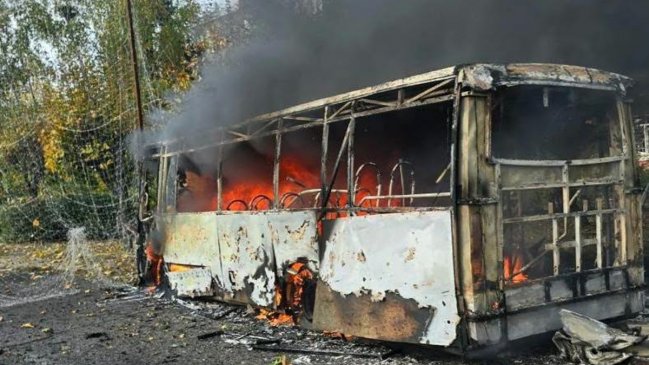 Al menos 30 muertos en ataque ruso contra bus en la ciudad ucraniana de Kramatorsk