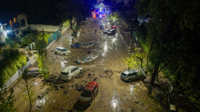 ¿Por qué no hubo alerta de evacuación en Las Condes? "Evento súbito, que no fue posible anticipar"